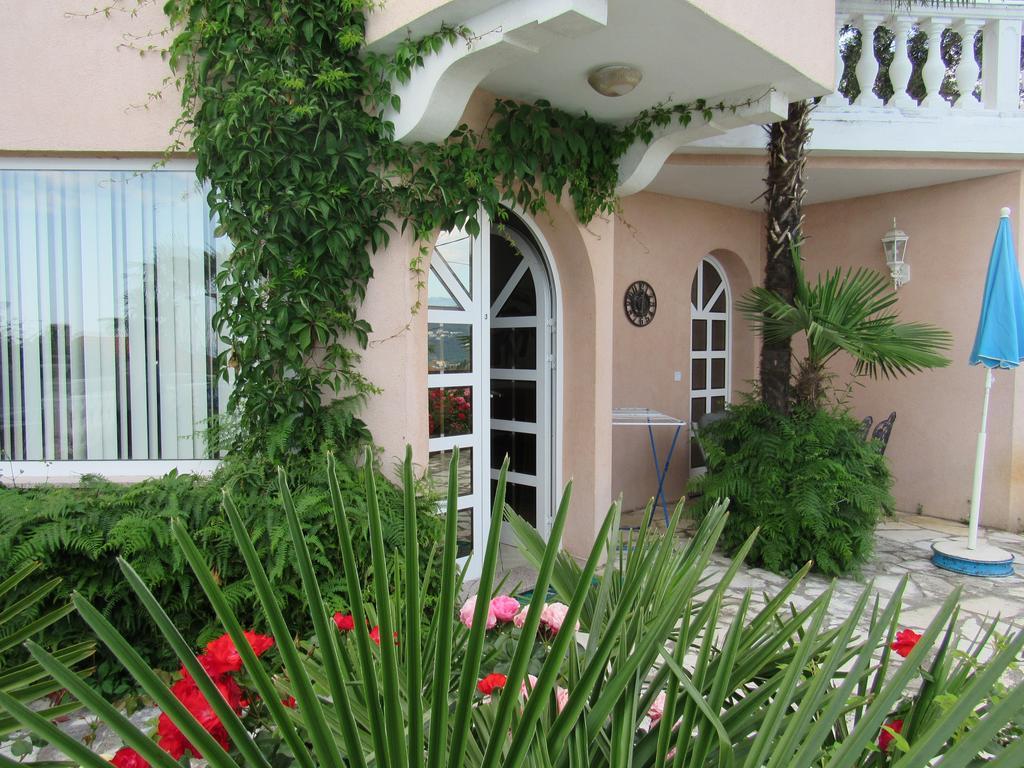 Apartments Villa Palme Opatija Exterior foto